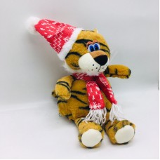  Мягкая игрушка упаковка для конфет "Тигр" в шарфе и шапке 33 см (арт. 12030) оптом